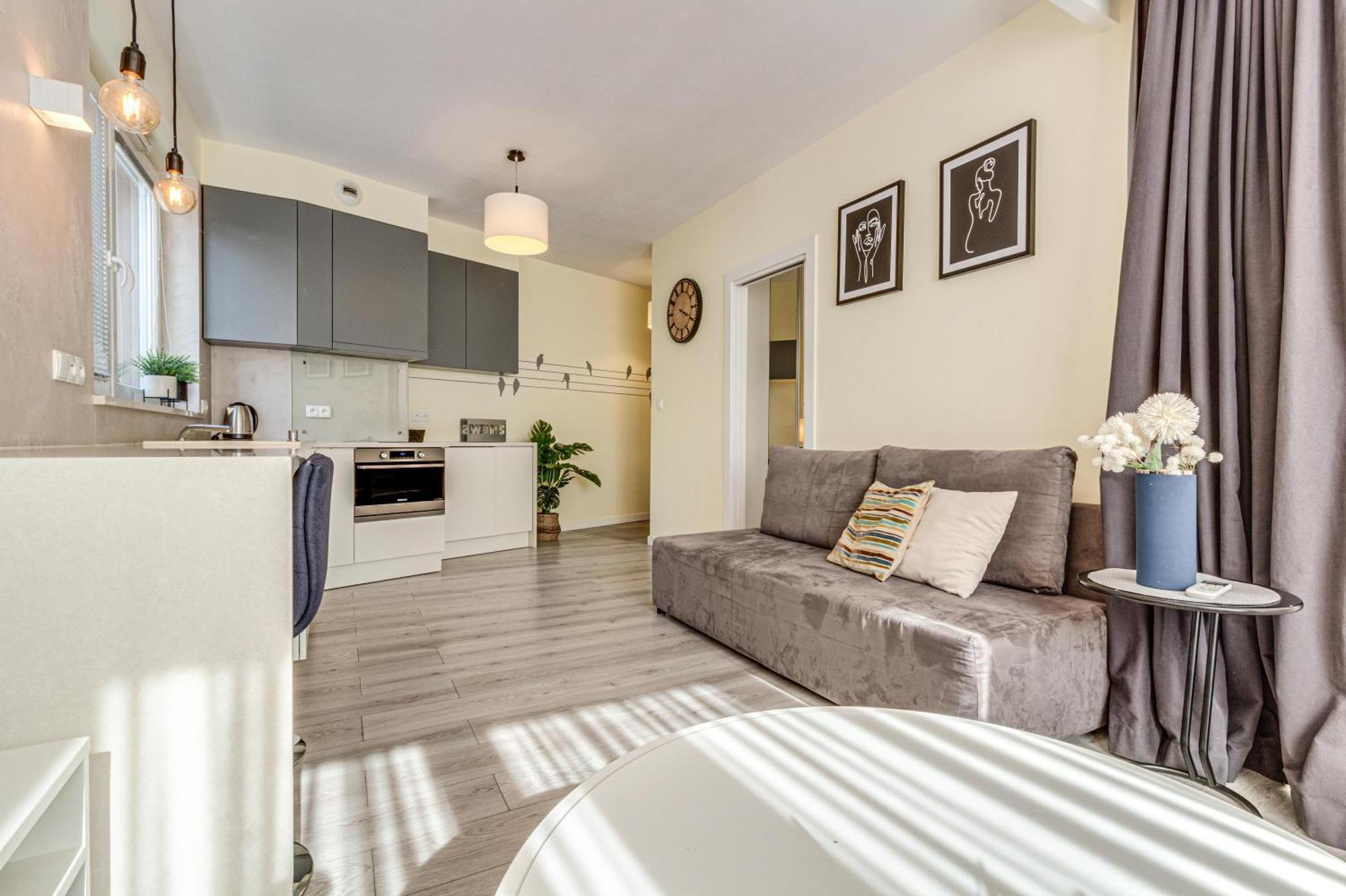 Rentplanet - Apartament Wszystkich Swietych Wroclaw Exterior photo